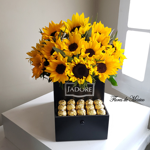 Girasoles Y Chocolates En Fino Estuche.